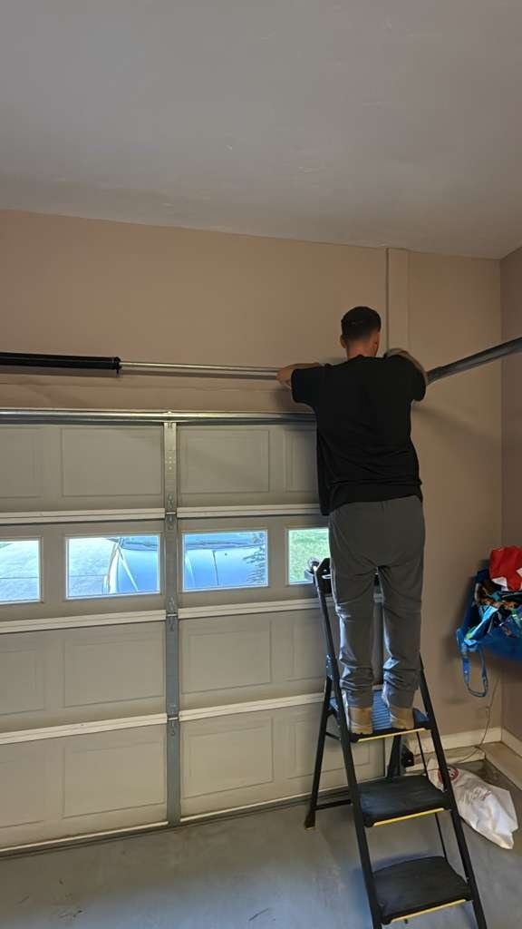 Garage door repair work, gallery photo 2